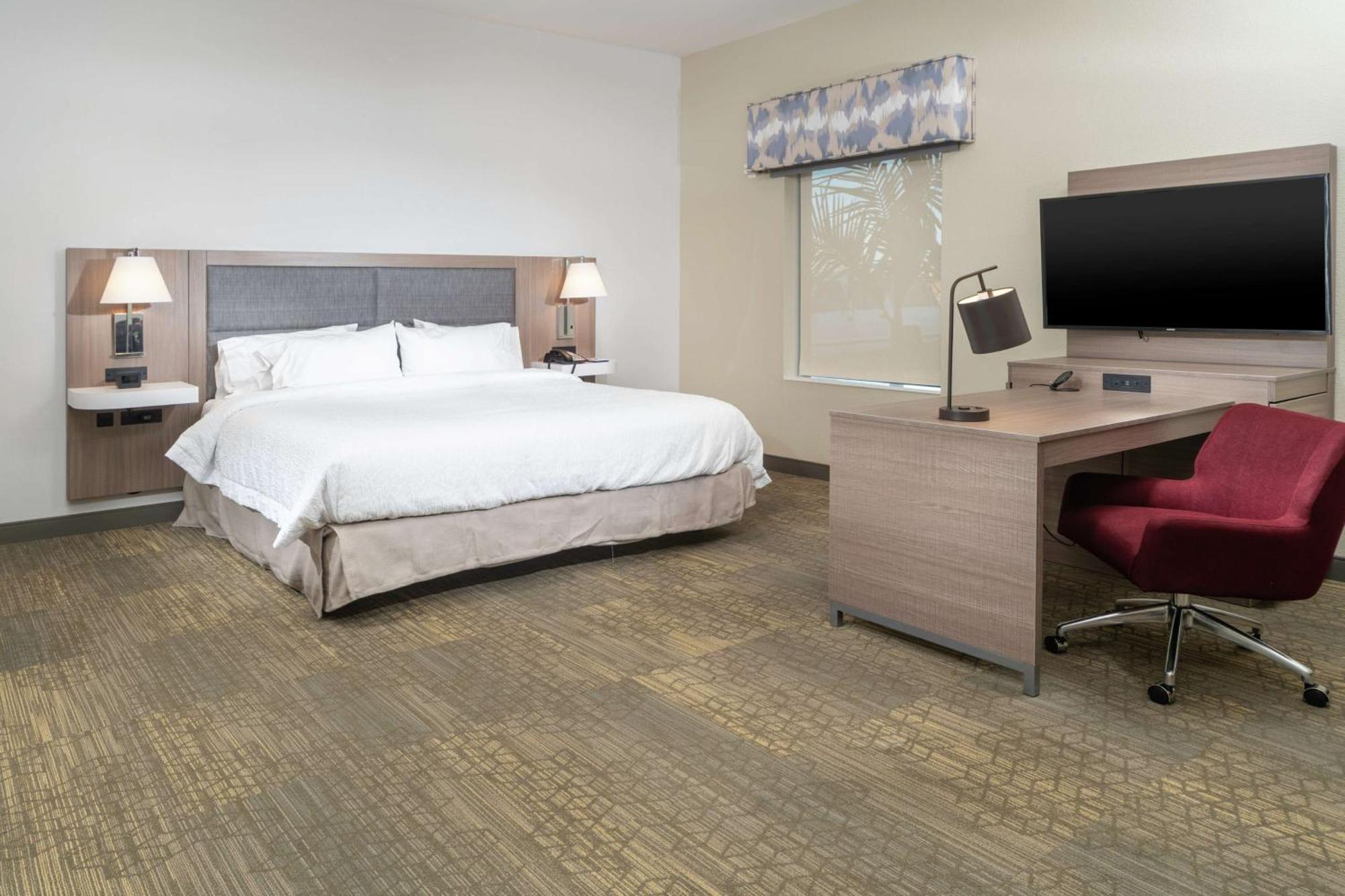 Hampton Inn & Suites Santa Maria Экстерьер фото