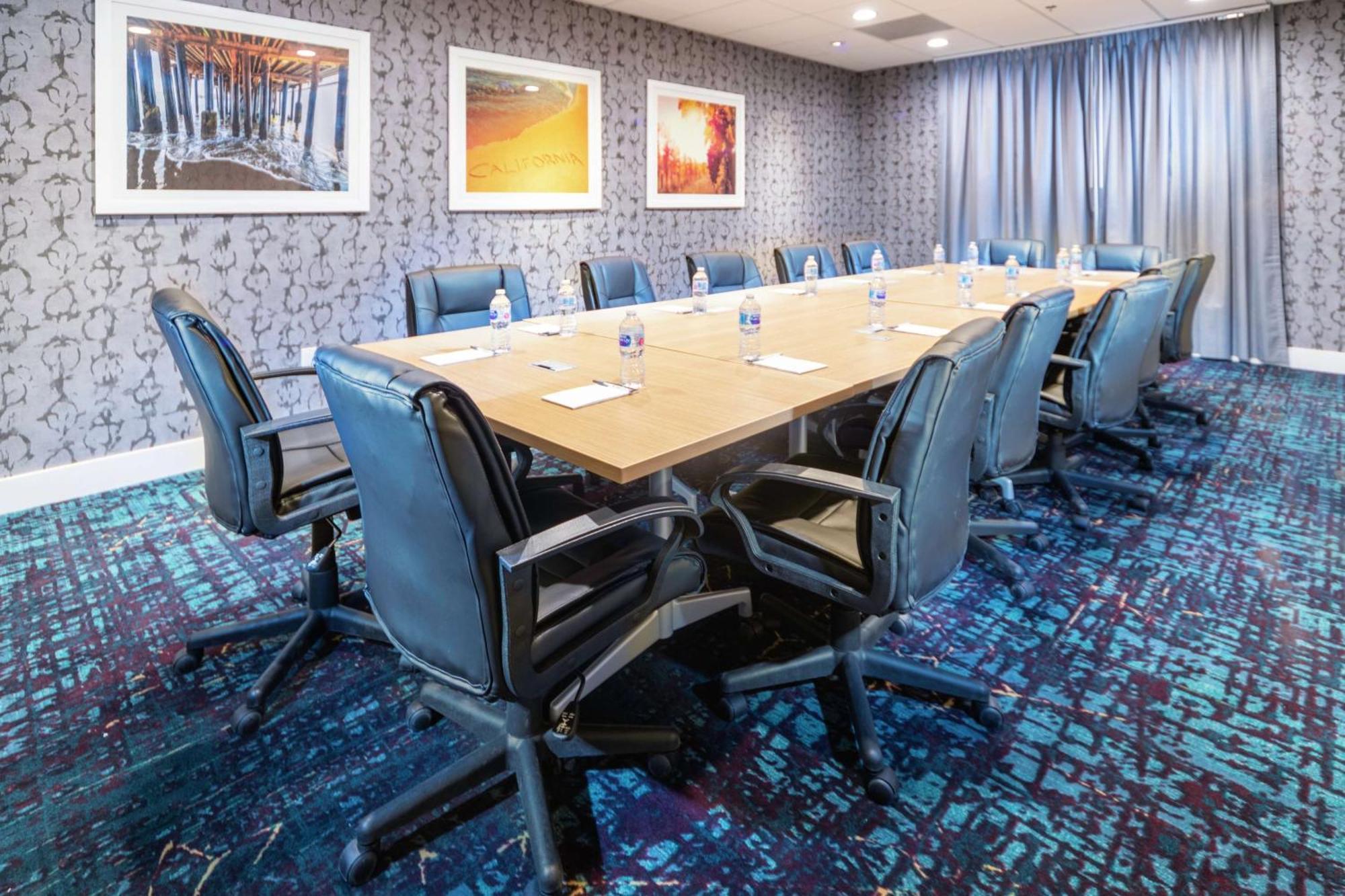 Hampton Inn & Suites Santa Maria Экстерьер фото